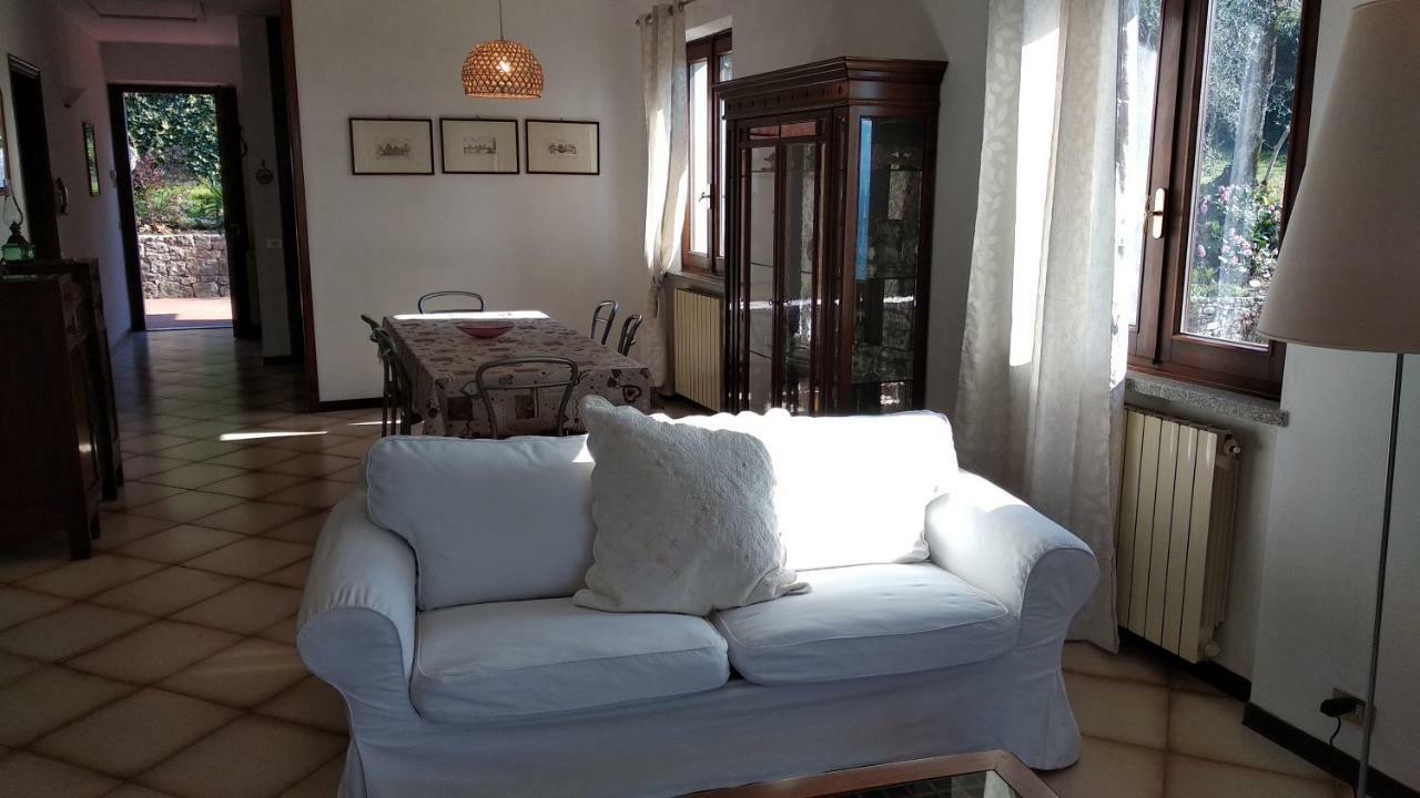 Villa Mery Torri Del Benaco Exteriör bild
